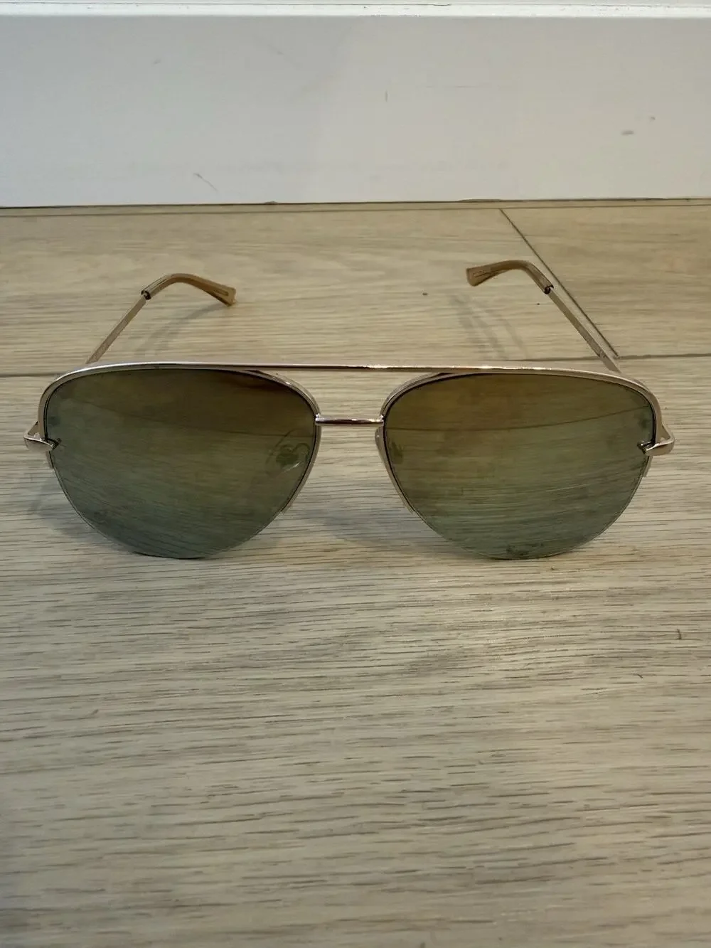 Foster Grant Unisex Aviator Sunglasses Metal Gold